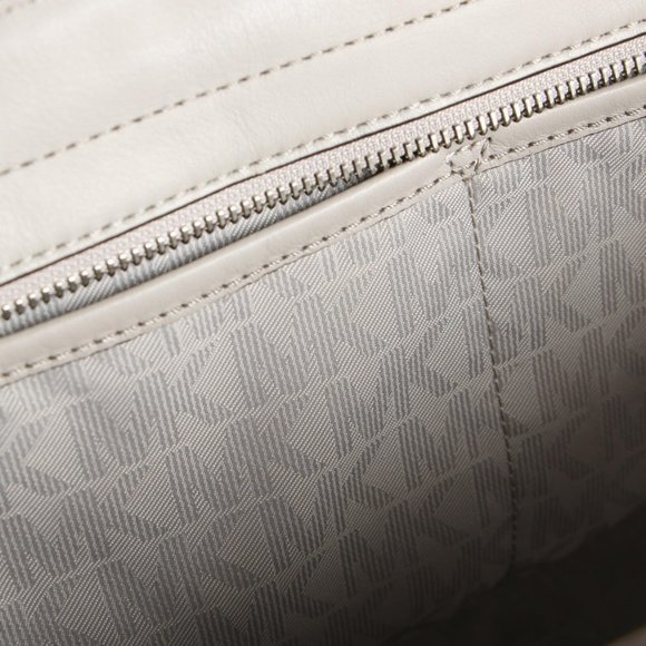 MICHAEL KORS SELMA STUD QUILTED SATCHEL GREY TOTE - Picture 6 of 8